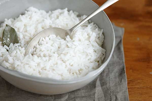Simpatia com arroz para fazer ele me procurar bem rápido