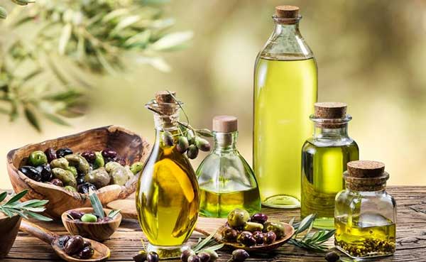 Simpatia para parar de roer unha com azeite de oliva
