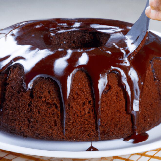 Receita do bolo de chocolate molhadinho: como fazer o bolo perfeito